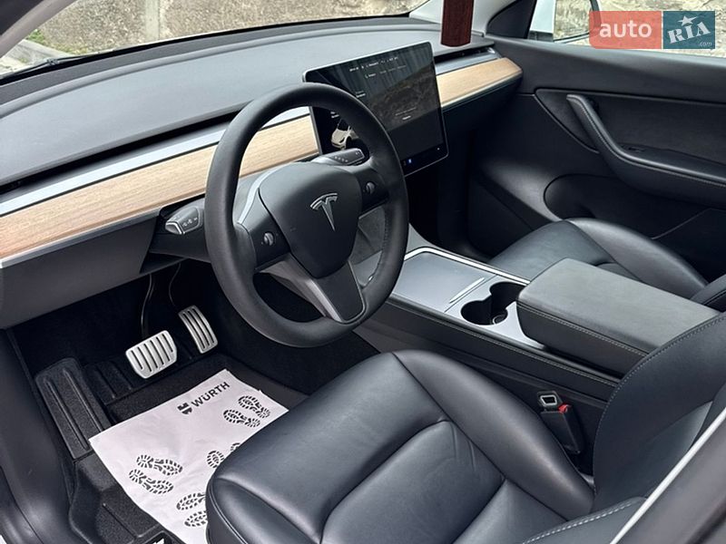 Позашляховик / Кросовер Tesla Model Y 2022 в Тернополі фото 8 Позашляховик / Кросовер Tesla Model Y 2022 в Тернополі