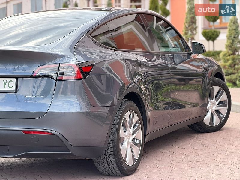 Позашляховик / Кросовер Tesla Model Y 2022 в Стрию