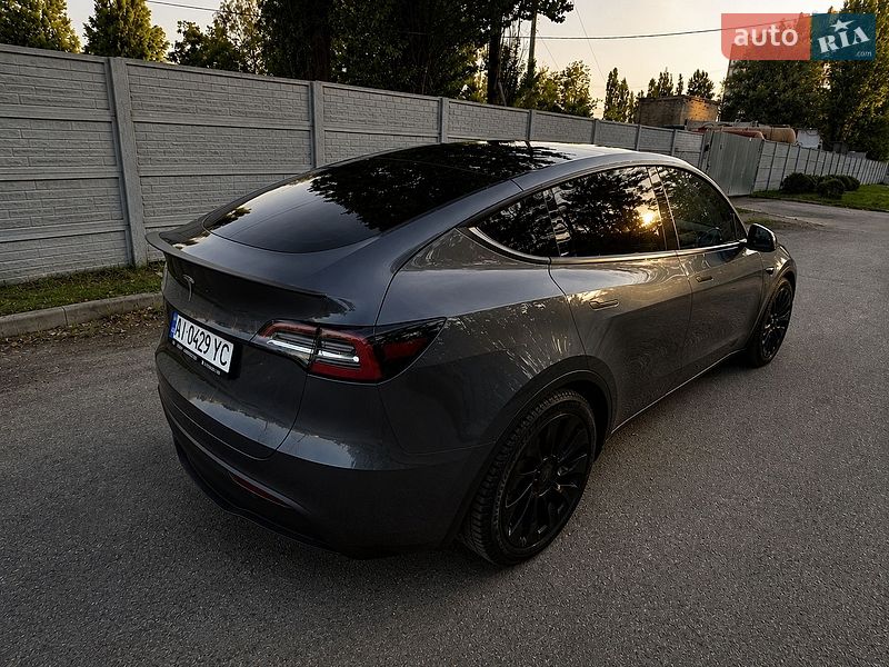 Позашляховик / Кросовер Tesla Model Y 2020 в Києві