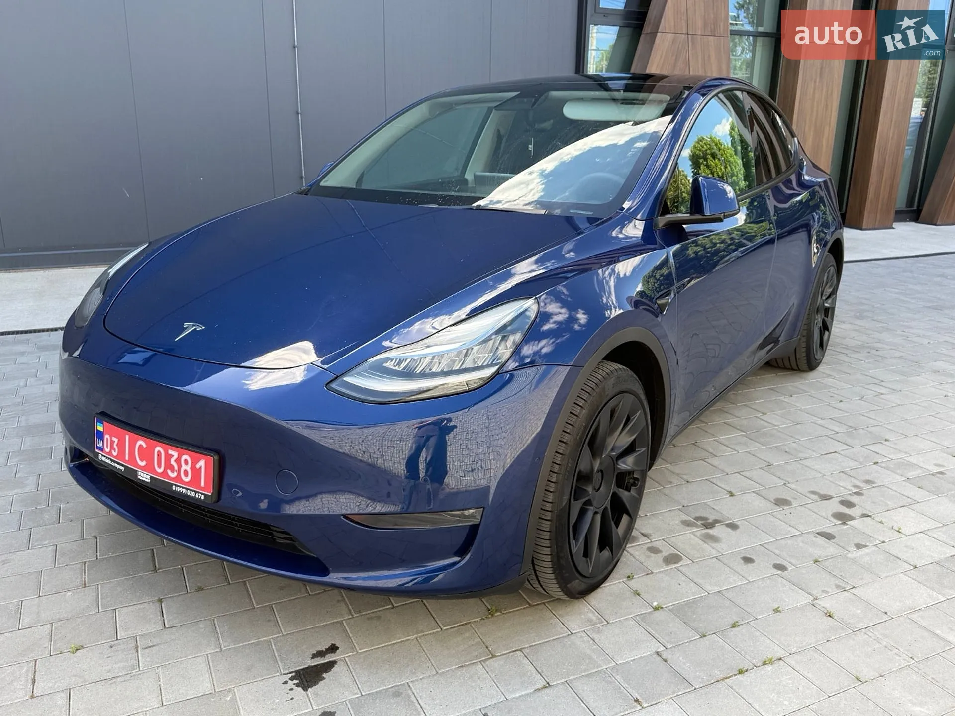 2021 Tesla Model Y - мініатюра 4