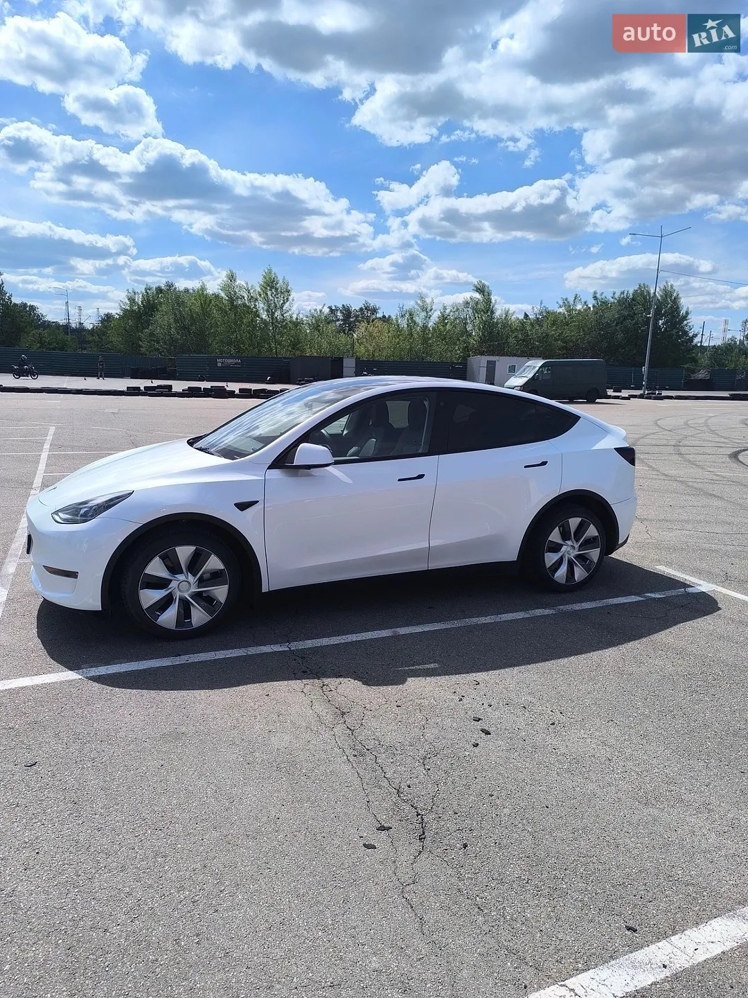 2023 Tesla Model Y - мініатюра 10