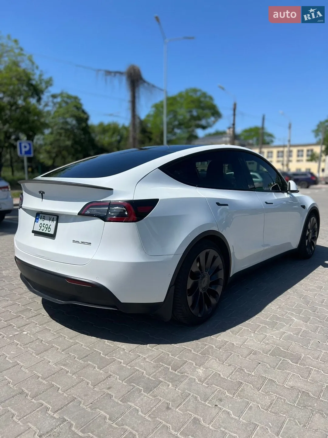 2021 Tesla Model Y - мініатюра 5