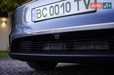 Позашляховик / Кросовер Tesla Model Y 2025 в Львові