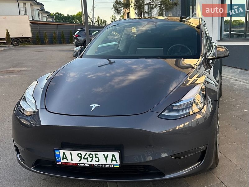 Внедорожник / Кроссовер Tesla Model Y 2023 в Киеве