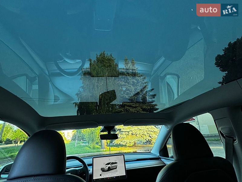 Позашляховик / Кросовер Tesla Model Y 2023 в Полтаві