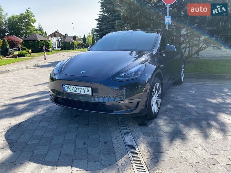 Внедорожник / Кроссовер Tesla Model Y 2024 в Сарнах фото 5 Внедорожник / Кроссовер Tesla Model Y 2024 в Сарнах