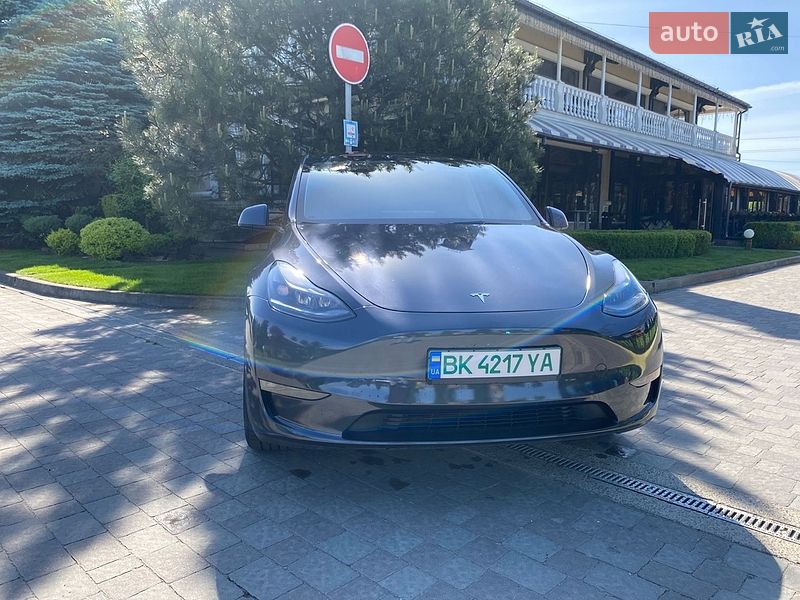 Внедорожник / Кроссовер Tesla Model Y 2024 в Сарнах фото 37 Внедорожник / Кроссовер Tesla Model Y 2024 в Сарнах