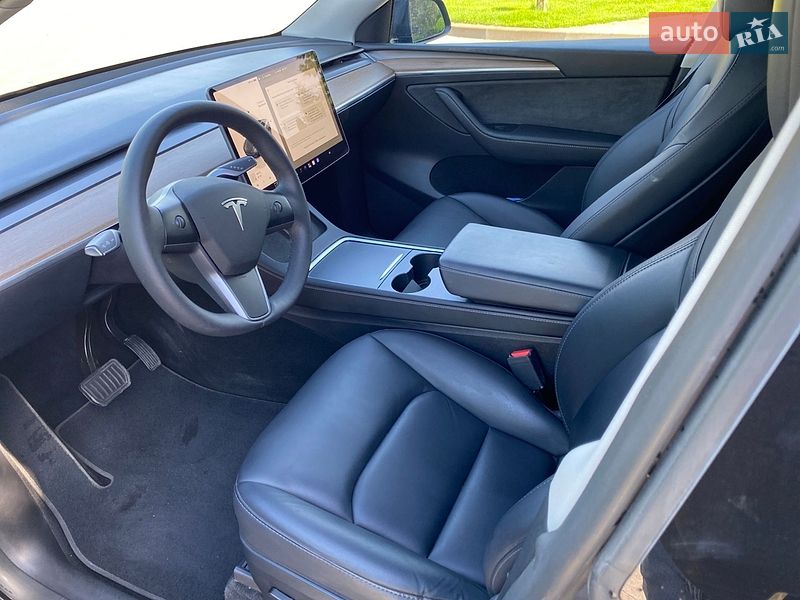 Внедорожник / Кроссовер Tesla Model Y 2024 в Сарнах фото 49 Внедорожник / Кроссовер Tesla Model Y 2024 в Сарнах