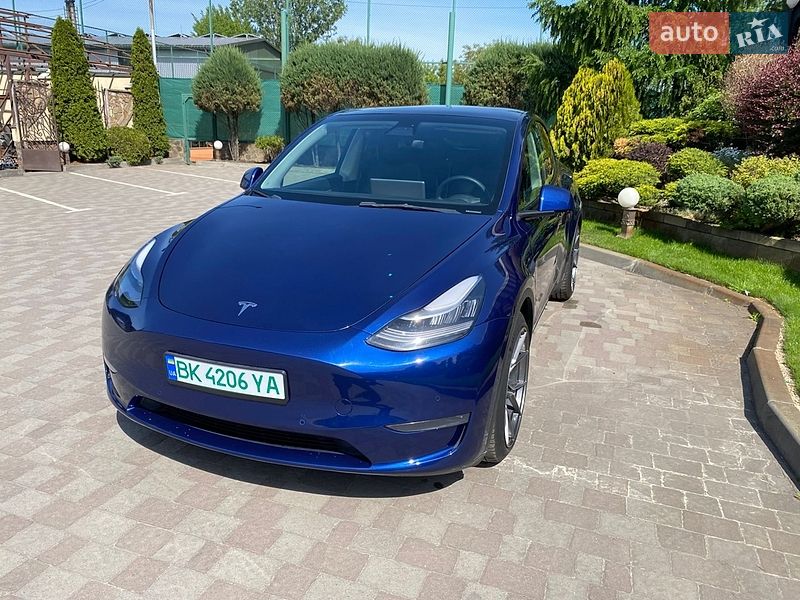 Позашляховик / Кросовер Tesla Model Y 2022 в Сарнах фото 4 Позашляховик / Кросовер Tesla Model Y 2022 в Сарнах