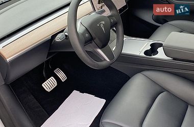 Внедорожник / Кроссовер Tesla Model Y 2021 в Тернополе