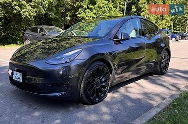 Внедорожник / Кроссовер Tesla Model Y 2024 в Виннице