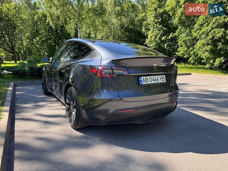Внедорожник / Кроссовер Tesla Model Y 2024 в Виннице