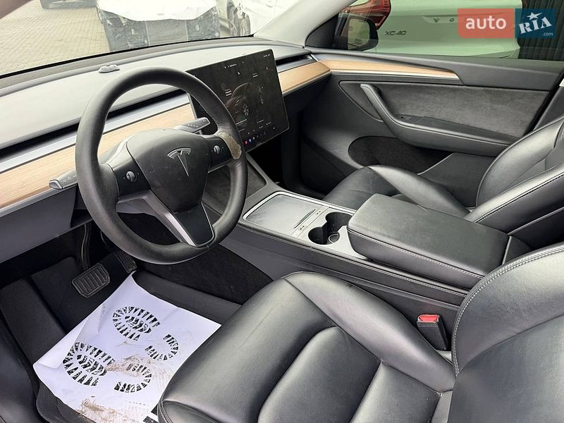 Позашляховик / Кросовер Tesla Model Y 2022 в Луцьку