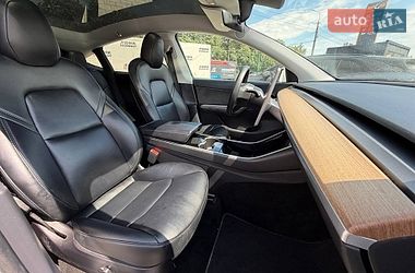 Позашляховик / Кросовер Tesla Model Y 2020 в Луцьку