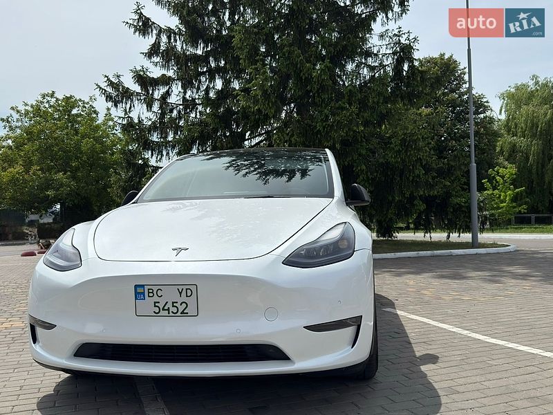 Внедорожник / Кроссовер Tesla Model Y 2022 в Луцке