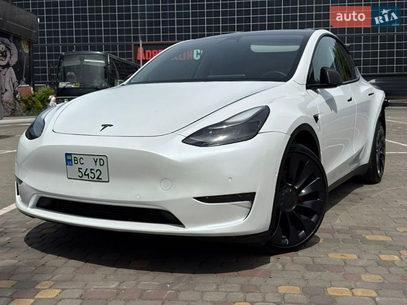 Внедорожник / Кроссовер Tesla Model Y 2022 в Луцке