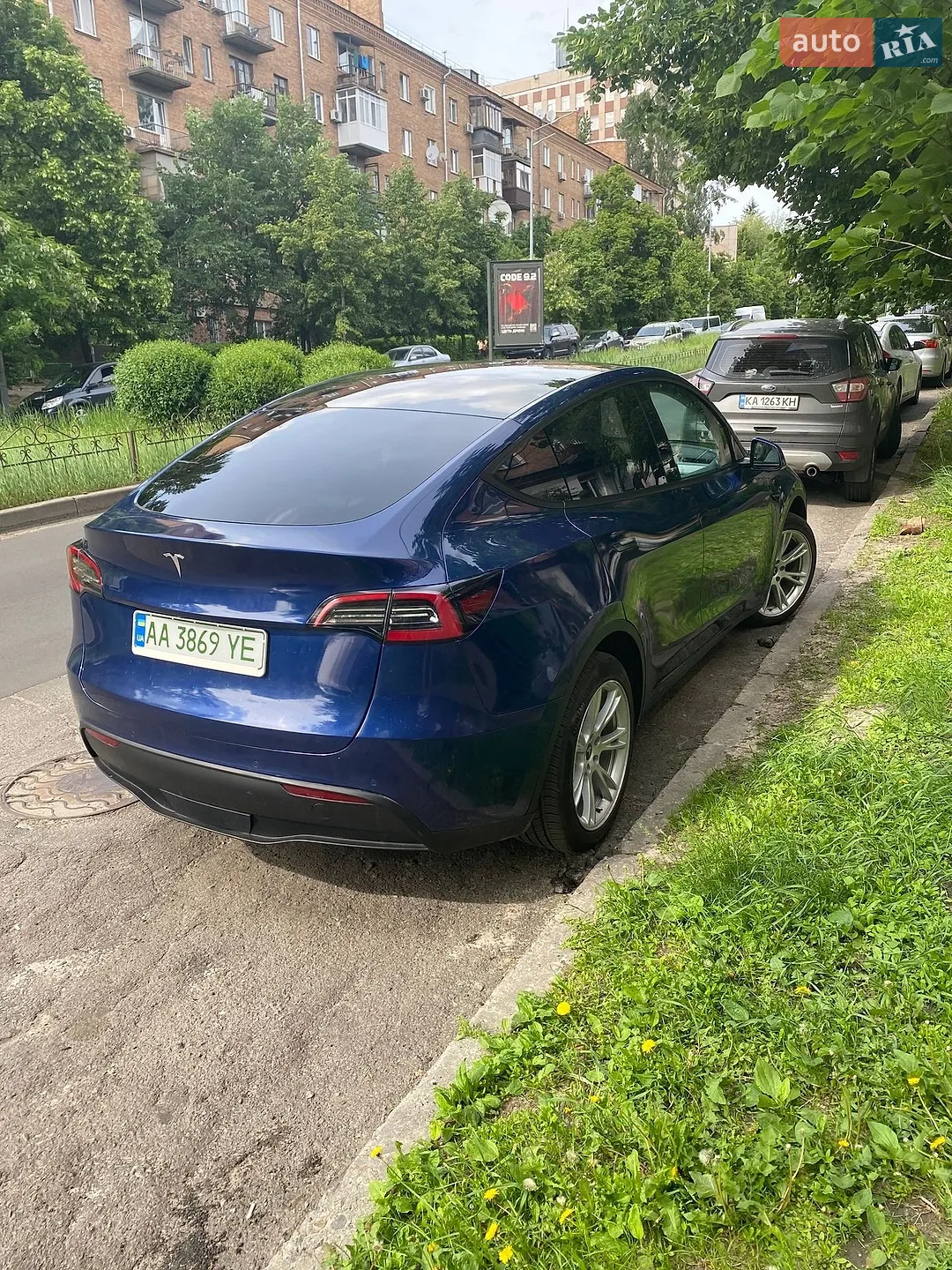2020 Tesla Model Y - мініатюра 3