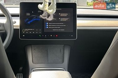 Позашляховик / Кросовер Tesla Model Y 2023 в Івано-Франківську