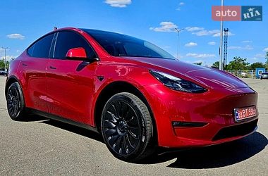 Позашляховик / Кросовер Tesla Model Y 2024 в Дніпрі