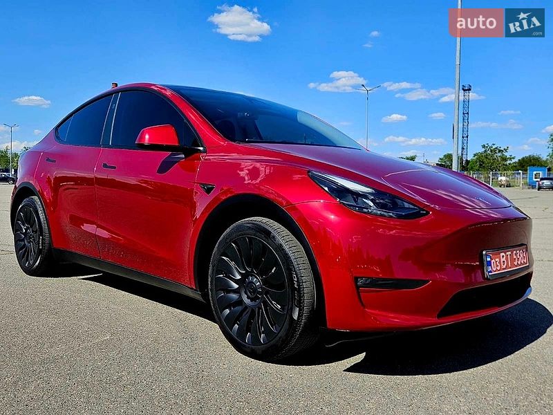 Позашляховик / Кросовер Tesla Model Y 2024 в Дніпрі
