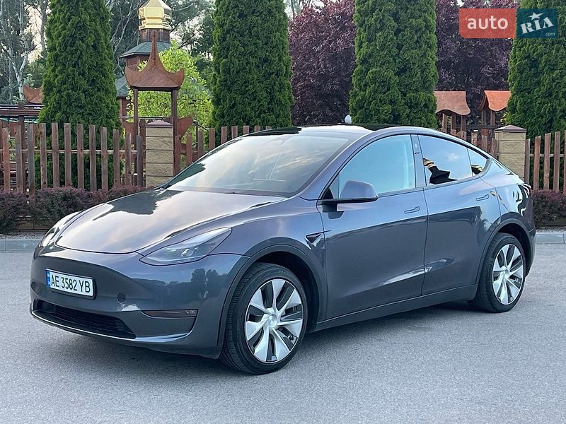 Внедорожник / Кроссовер Tesla Model Y 2023 в Днепре