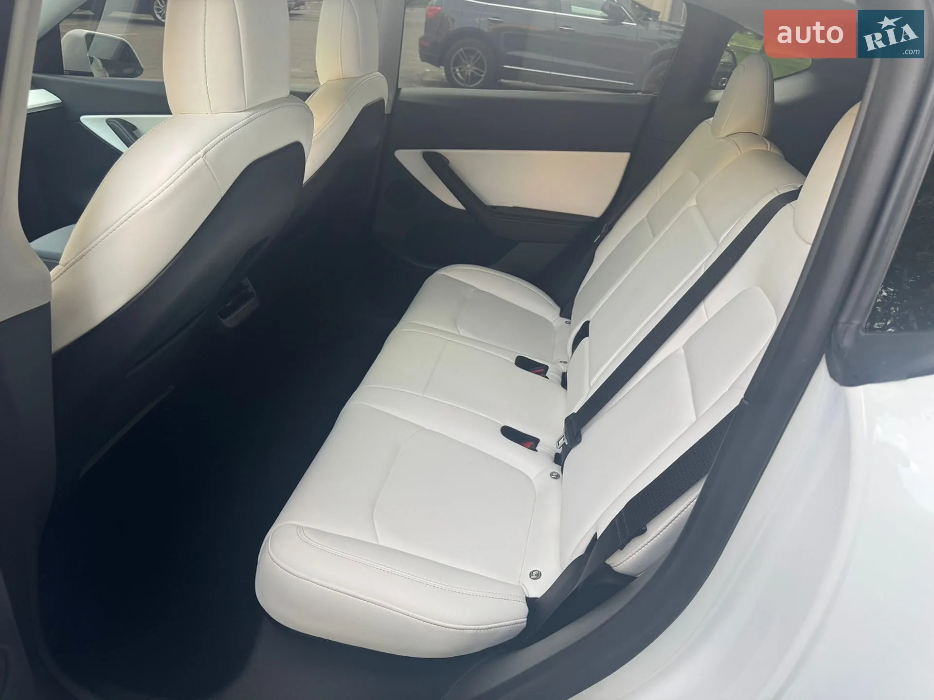 2022 Tesla Model Y - мініатюра 13