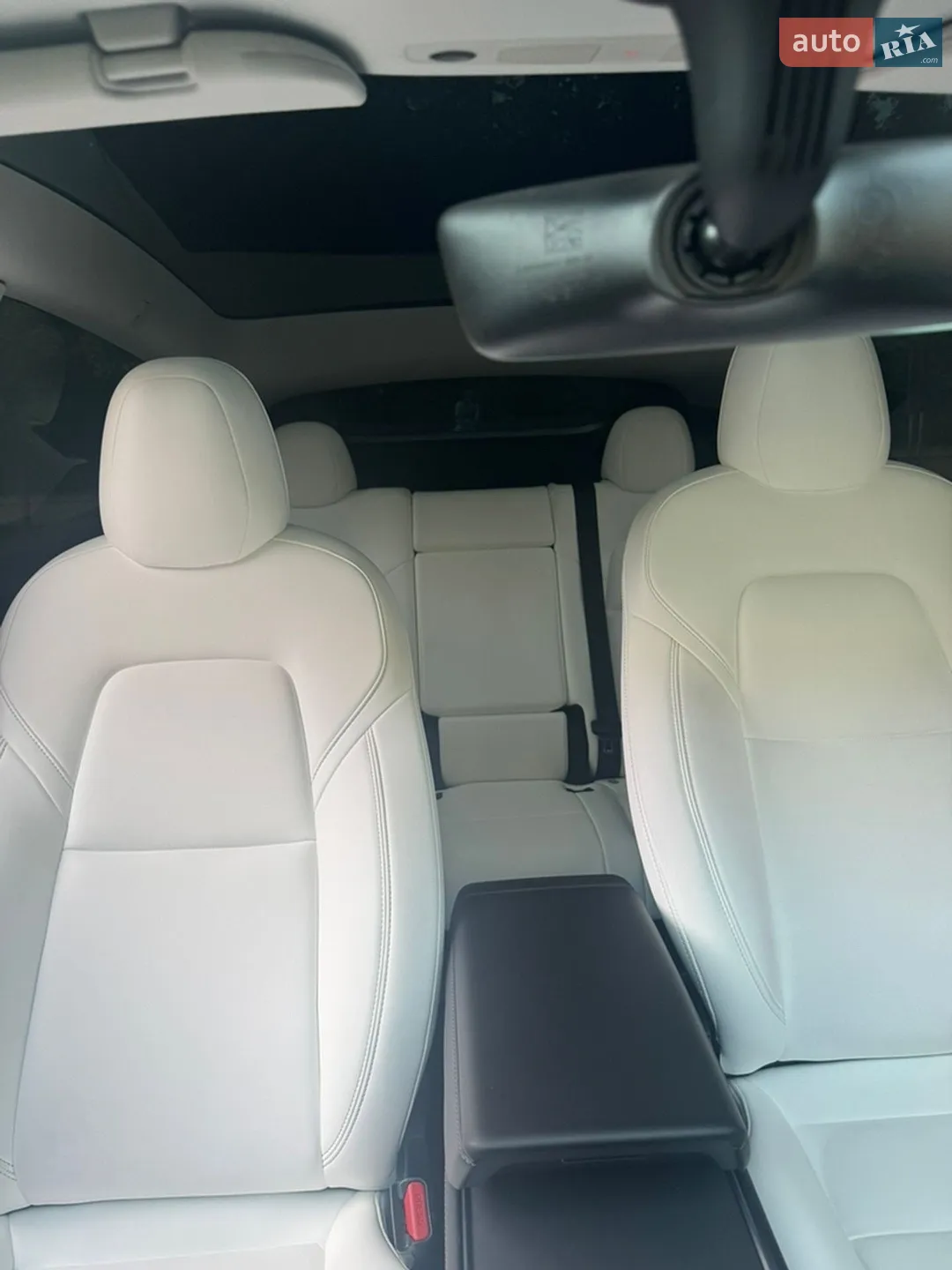 2022 Tesla Model Y - мініатюра 17
