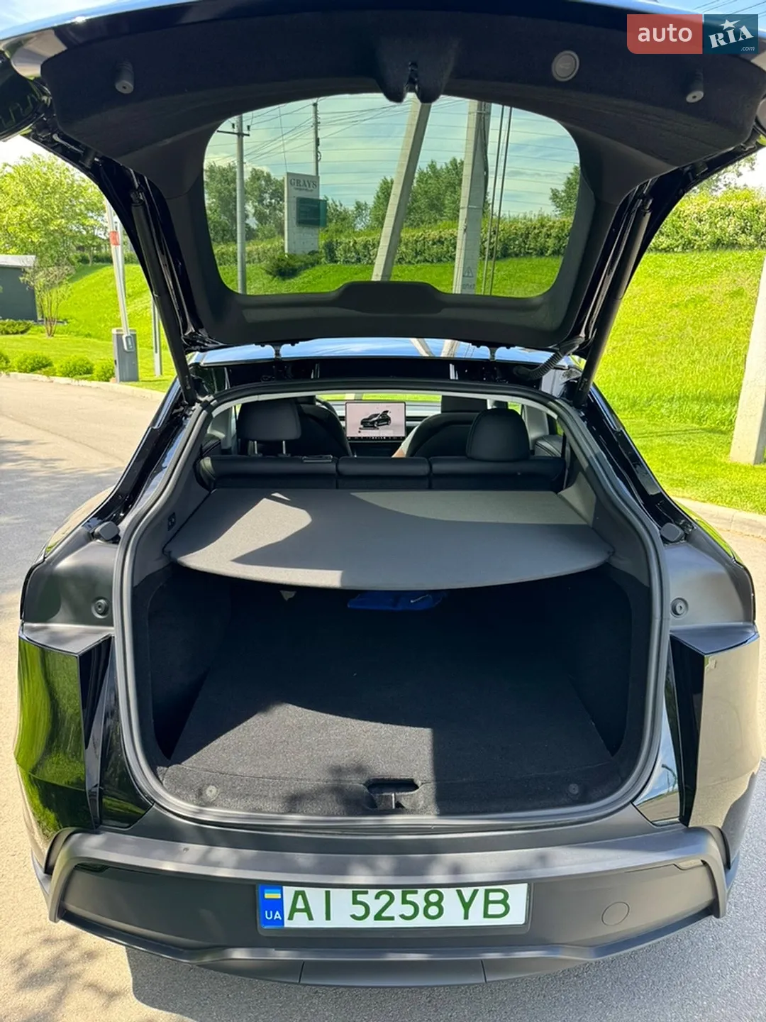 2025 Tesla Model Y - мініатюра 20