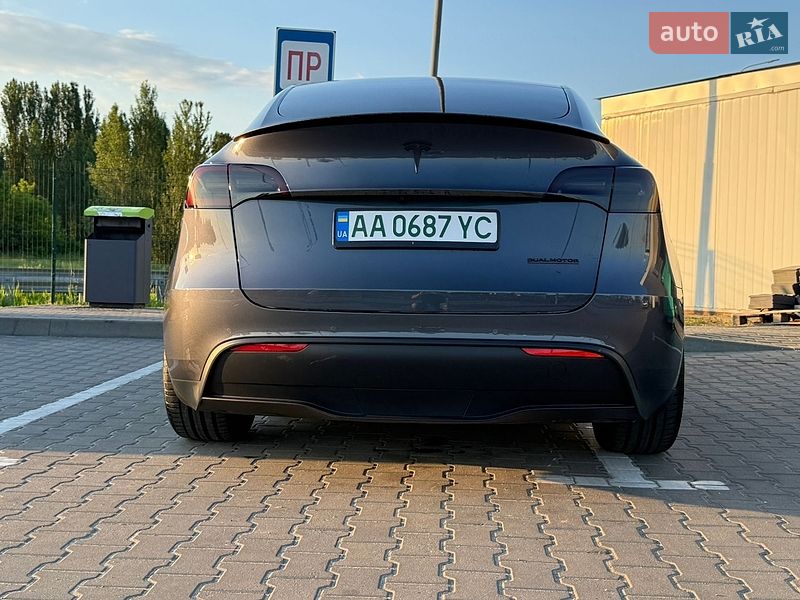 Позашляховик / Кросовер Tesla Model Y 2022 в Києві