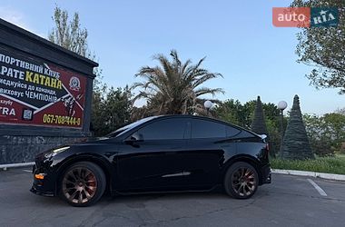 Внедорожник / Кроссовер Tesla Model Y 2023 в Великодолинском