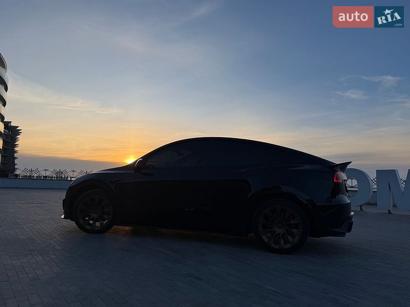 Внедорожник / Кроссовер Tesla Model Y 2023 в Великодолинском