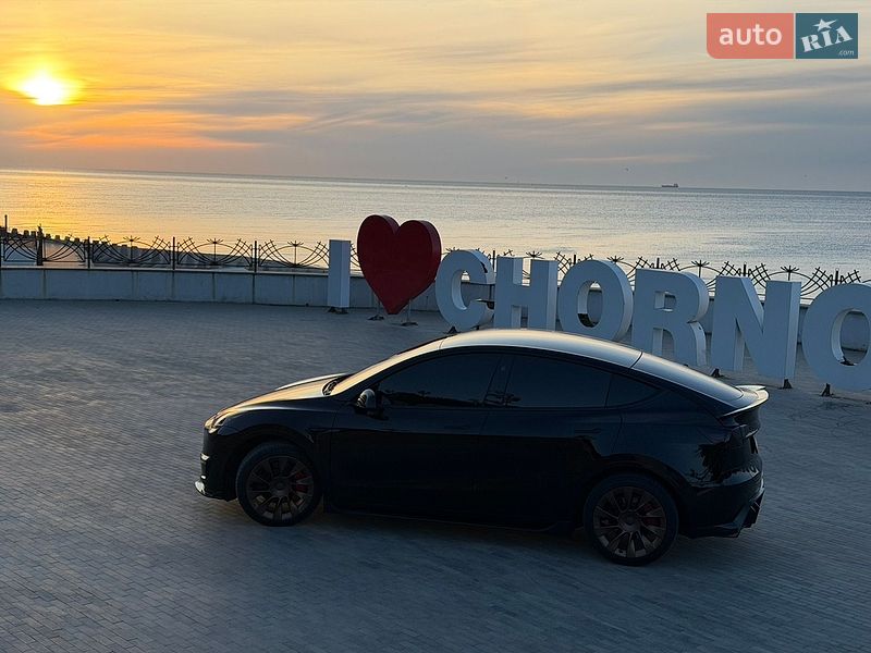Внедорожник / Кроссовер Tesla Model Y 2023 в Великодолинском