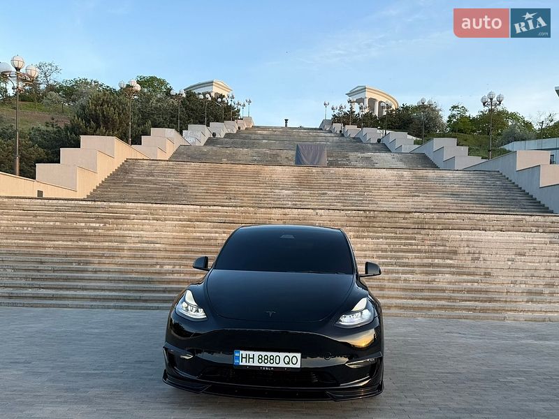 Внедорожник / Кроссовер Tesla Model Y 2023 в Великодолинском