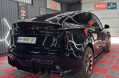 Внедорожник / Кроссовер Tesla Model Y 2023 в Великодолинском