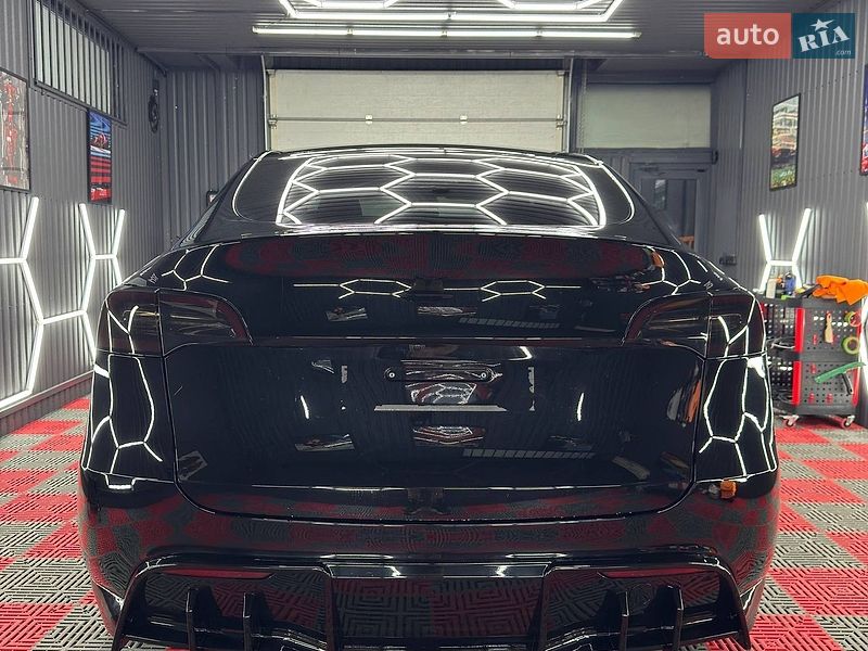 Внедорожник / Кроссовер Tesla Model Y 2023 в Великодолинском