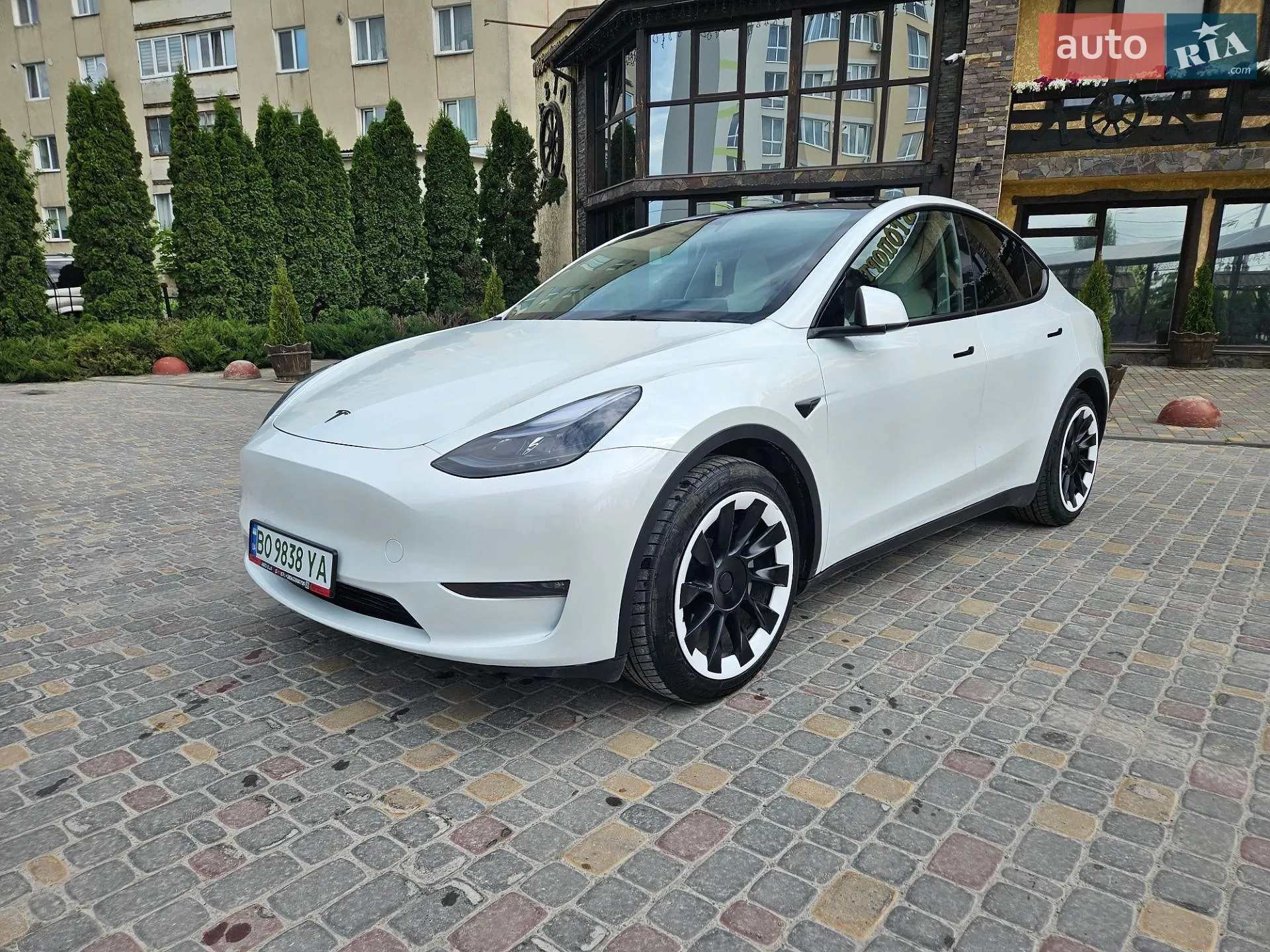 2022 Tesla Model Y - мініатюра 2