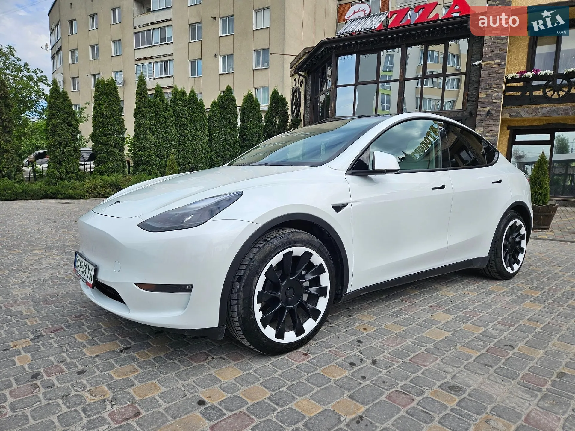 2022 Tesla Model Y - мініатюра 17