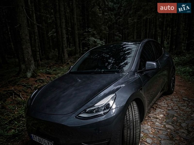 Tesla Model Y 2021 Tesla Model Y 2021