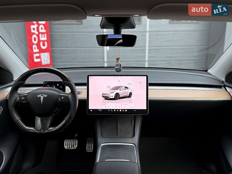 Внедорожник / Кроссовер Tesla Model Y 2023 в Киеве