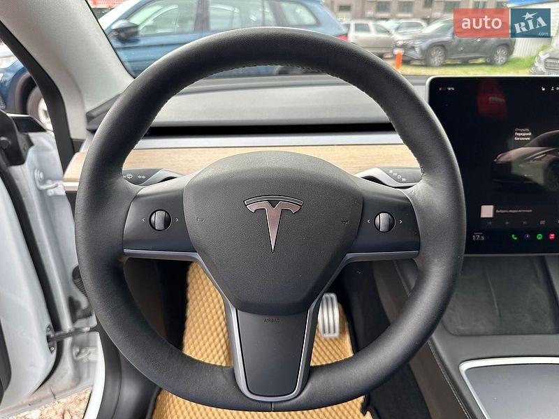 Внедорожник / Кроссовер Tesla Model Y 2022 в Броварах