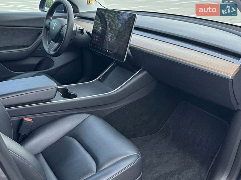 Внедорожник / Кроссовер Tesla Model Y 2020 в Одессе
