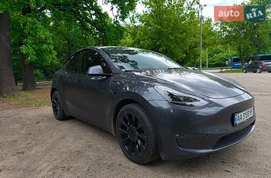 Позашляховик / Кросовер Tesla Model Y 2023 в Києві