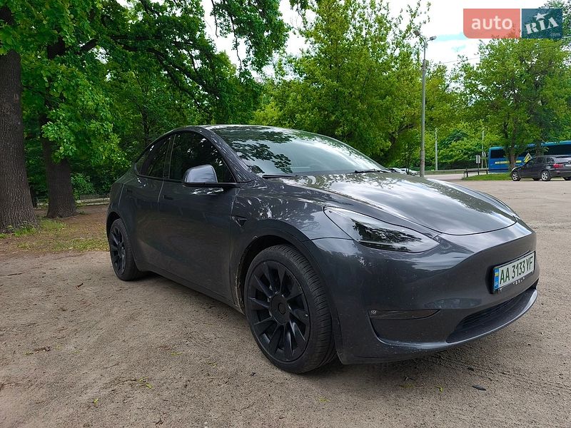 Позашляховик / Кросовер Tesla Model Y 2023 в Києві
