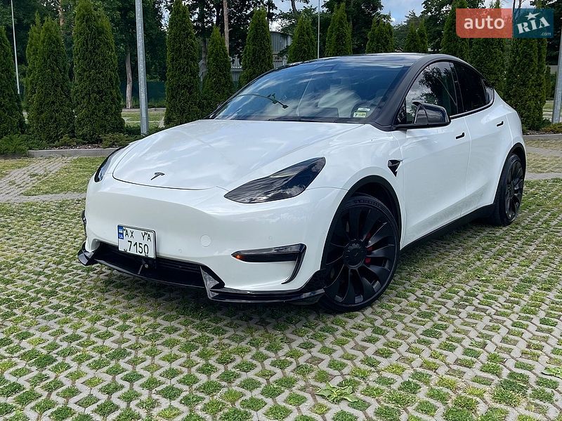 Позашляховик / Кросовер Tesla Model Y 2022 в Харкові фото 3 Позашляховик / Кросовер Tesla Model Y 2022 в Харкові
