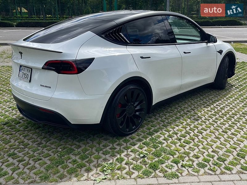 Позашляховик / Кросовер Tesla Model Y 2022 в Харкові фото 10 Позашляховик / Кросовер Tesla Model Y 2022 в Харкові