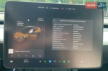 Позашляховик / Кросовер Tesla Model Y 2022 в Харкові фото 23 Позашляховик / Кросовер Tesla Model Y 2022 в Харкові