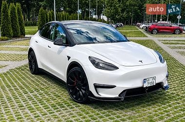 Позашляховик / Кросовер Tesla Model Y 2022 в Харкові фото 2 Позашляховик / Кросовер Tesla Model Y 2022 в Харкові