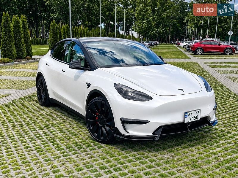 Позашляховик / Кросовер Tesla Model Y 2022 в Харкові фото 2 Позашляховик / Кросовер Tesla Model Y 2022 в Харкові