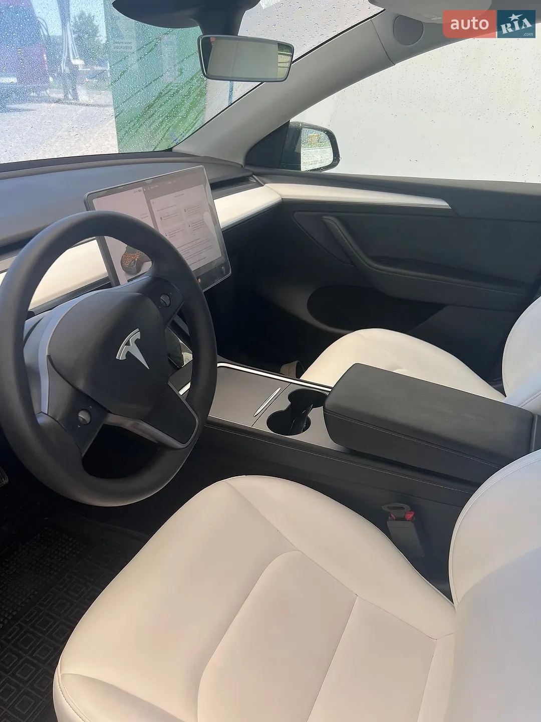 2024 Tesla Model Y - мініатюра 15
