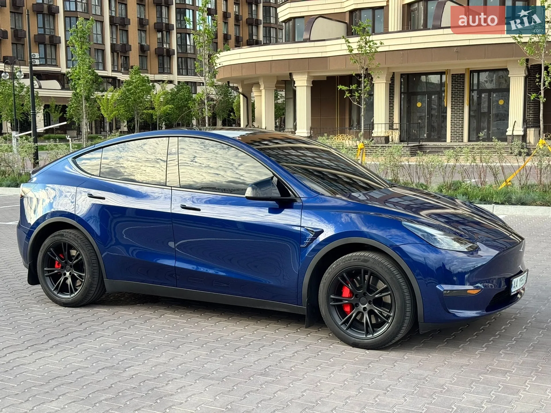 2023 Tesla Model Y - мініатюра 8
